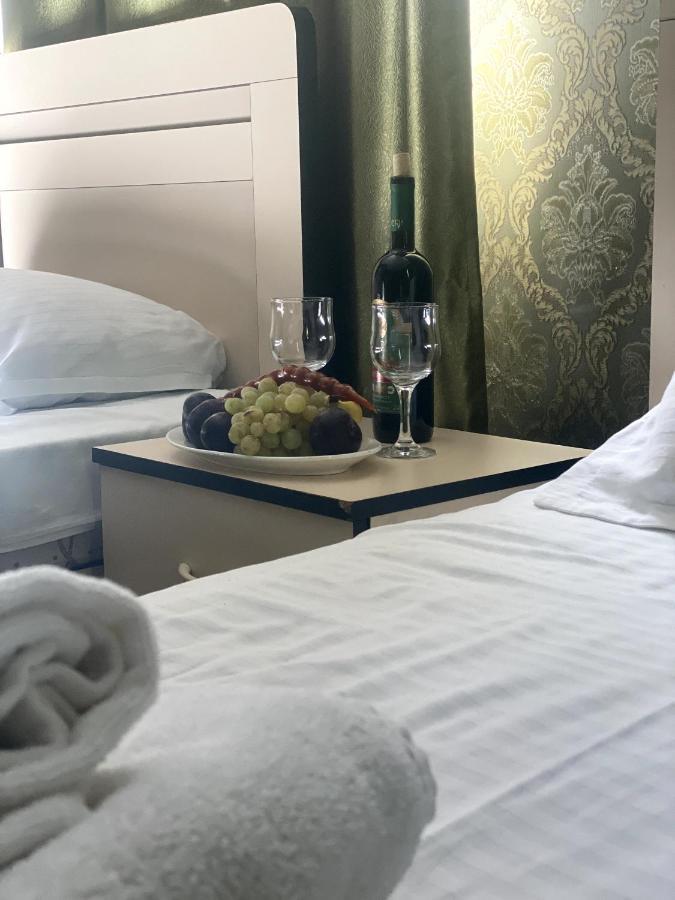 Hotel Shalimar Tbiliszi Kültér fotó