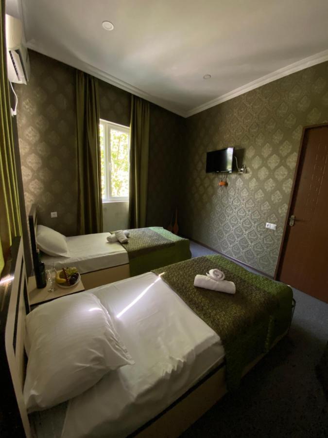 Hotel Shalimar Tbiliszi Kültér fotó
