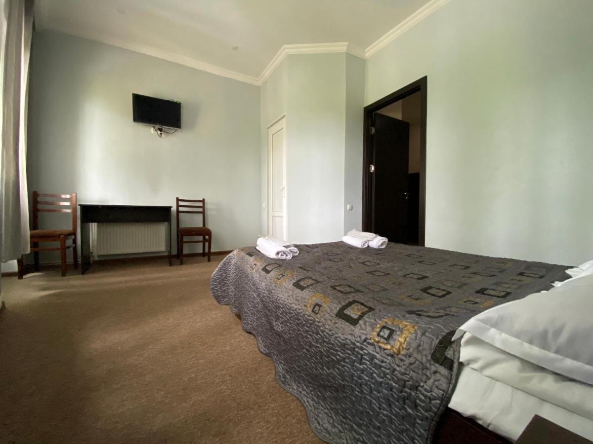 Hotel Shalimar Tbiliszi Kültér fotó