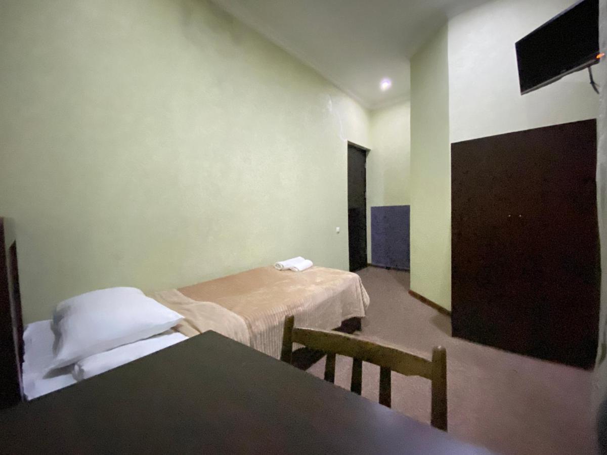 Hotel Shalimar Tbiliszi Kültér fotó