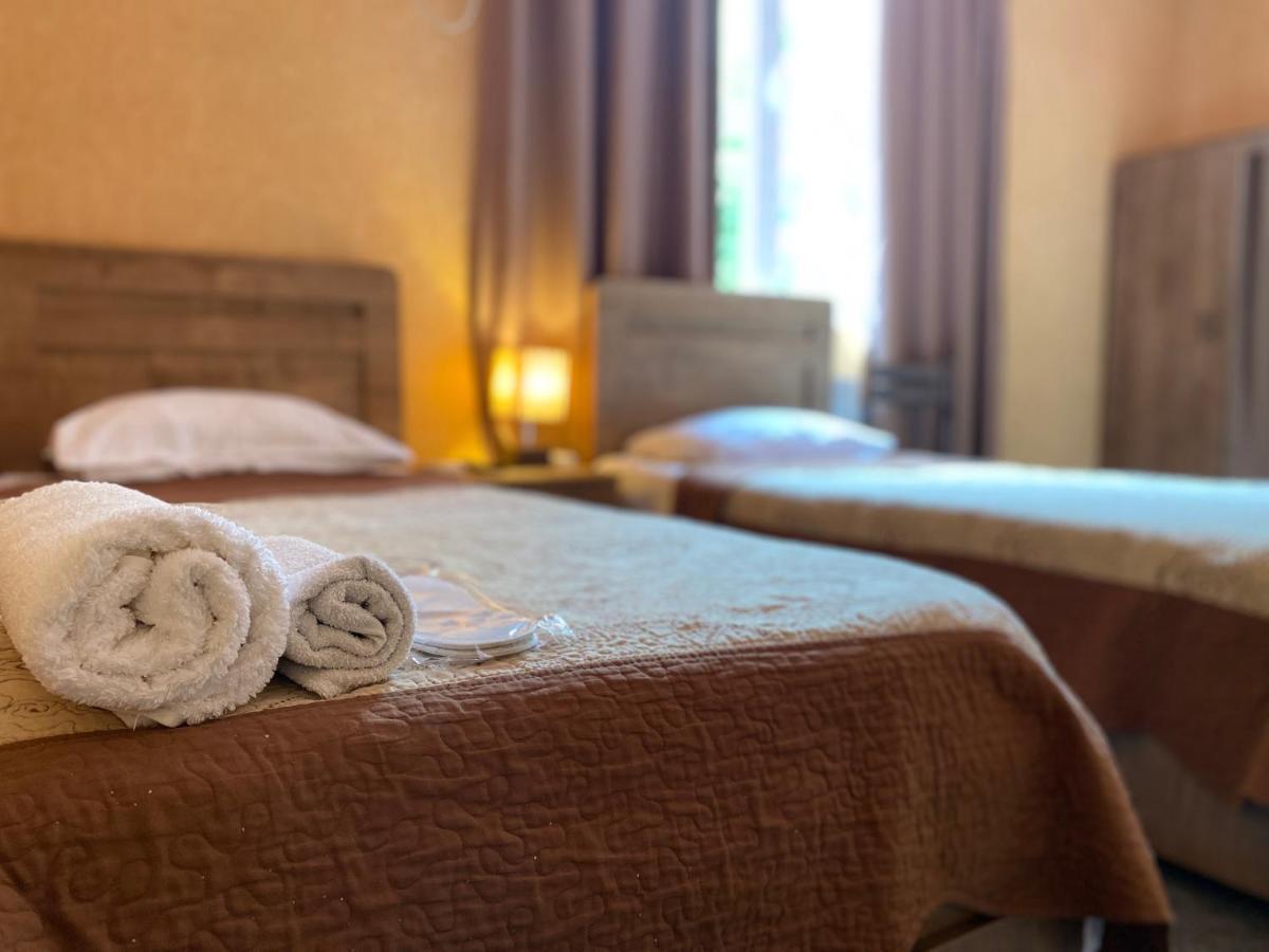 Hotel Shalimar Tbiliszi Kültér fotó