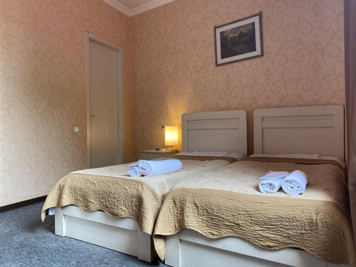 Hotel Shalimar Tbiliszi Kültér fotó