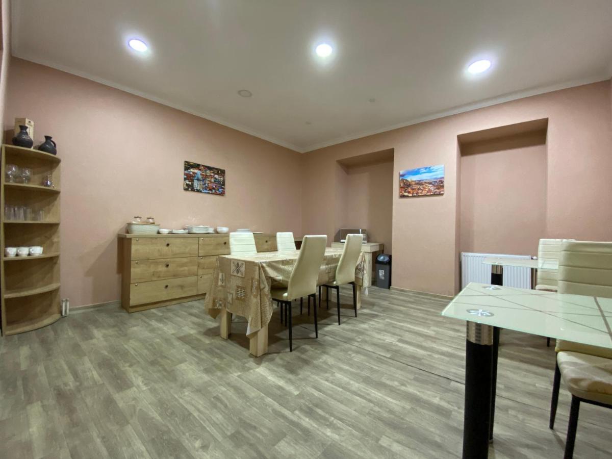 Hotel Shalimar Tbiliszi Kültér fotó