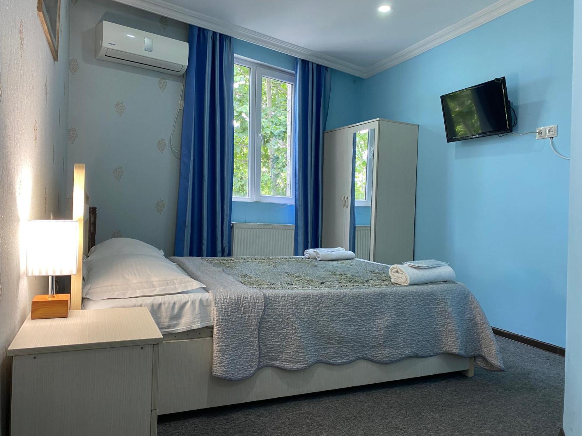 Hotel Shalimar Tbiliszi Kültér fotó