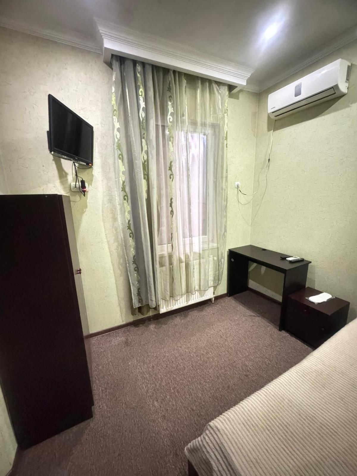 Hotel Shalimar Tbiliszi Kültér fotó