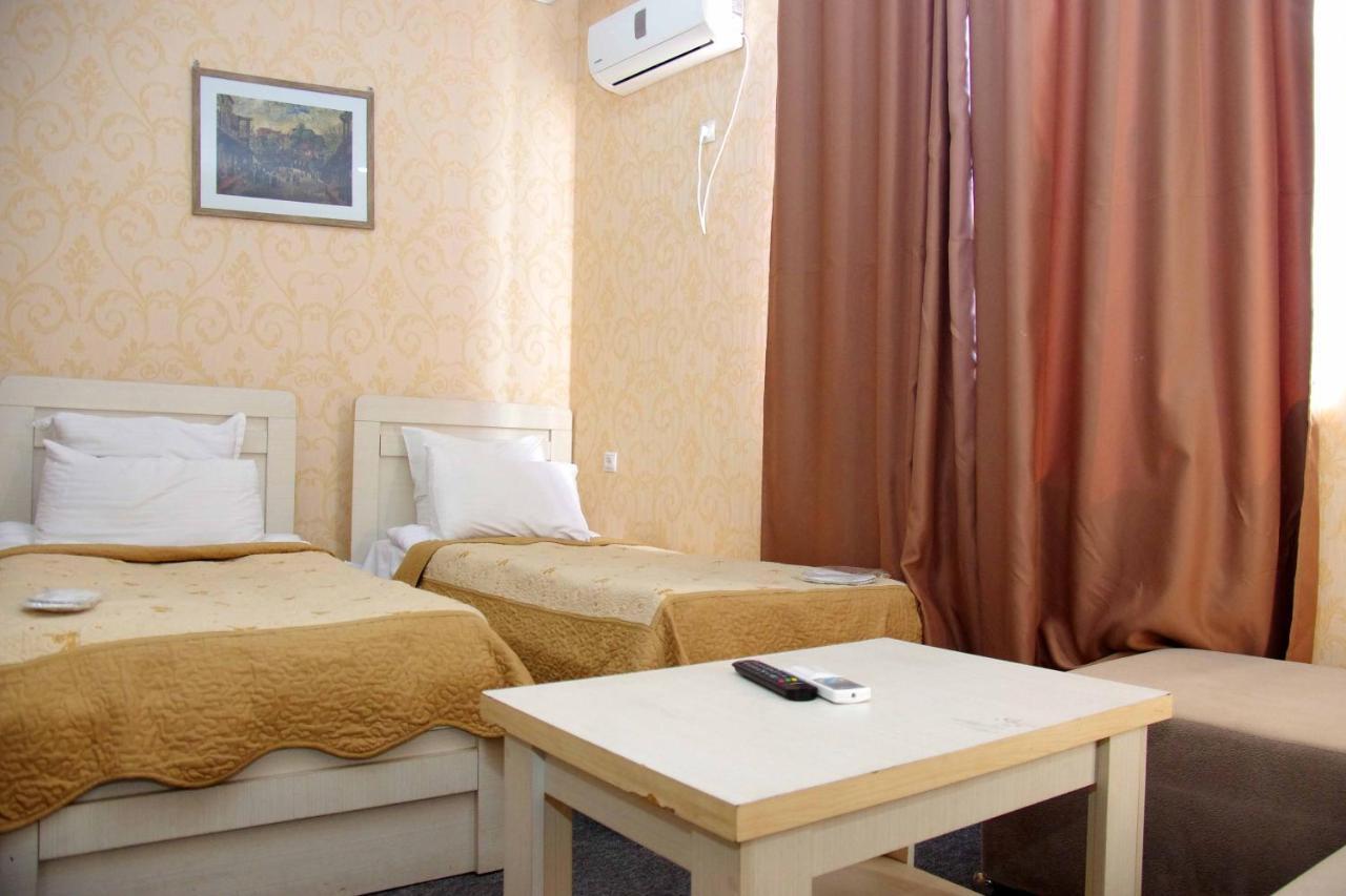 Hotel Shalimar Tbiliszi Kültér fotó