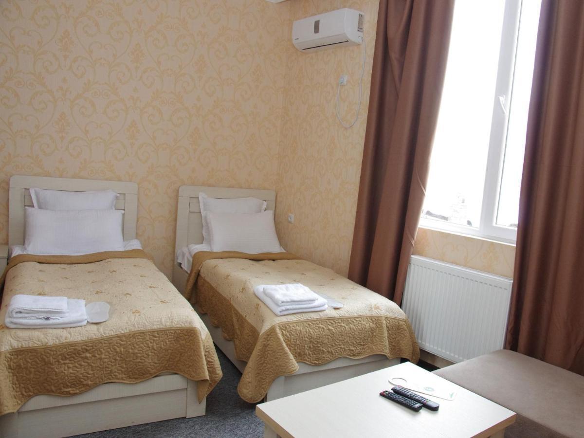 Hotel Shalimar Tbiliszi Kültér fotó